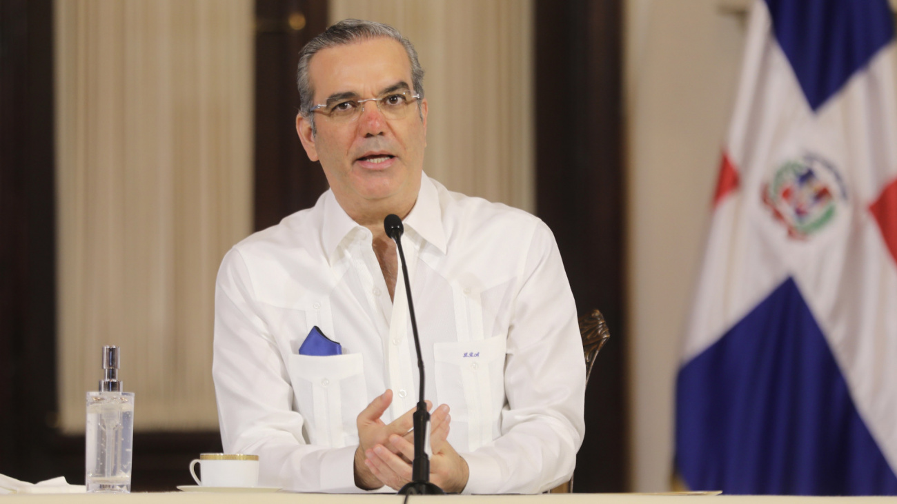 Luis Abinader, presidente de la República, da positivo por COVID-19 y suspende su agenda temporalmente