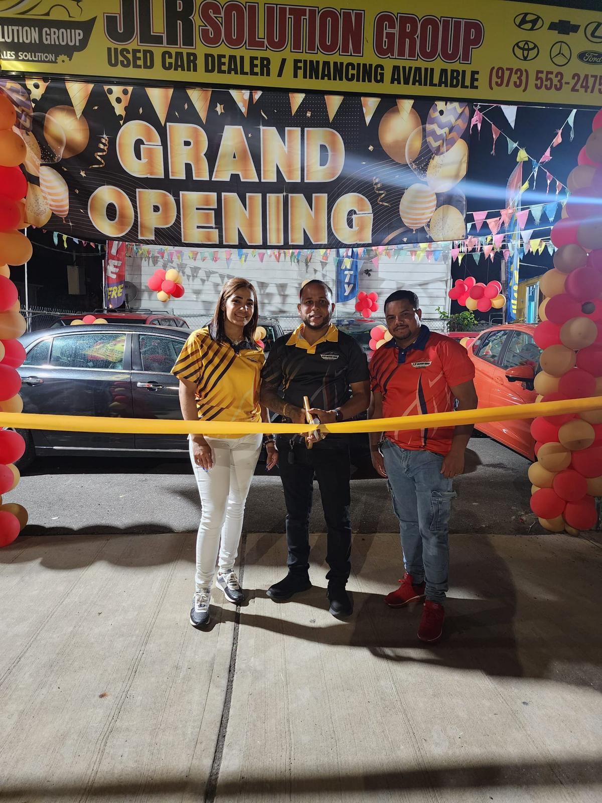 Inauguración del Dealer JLR Solución Group: Un Ejemplo de Éxito Emprendedor de la Comunidad Dominicana en Patterson, NJ
