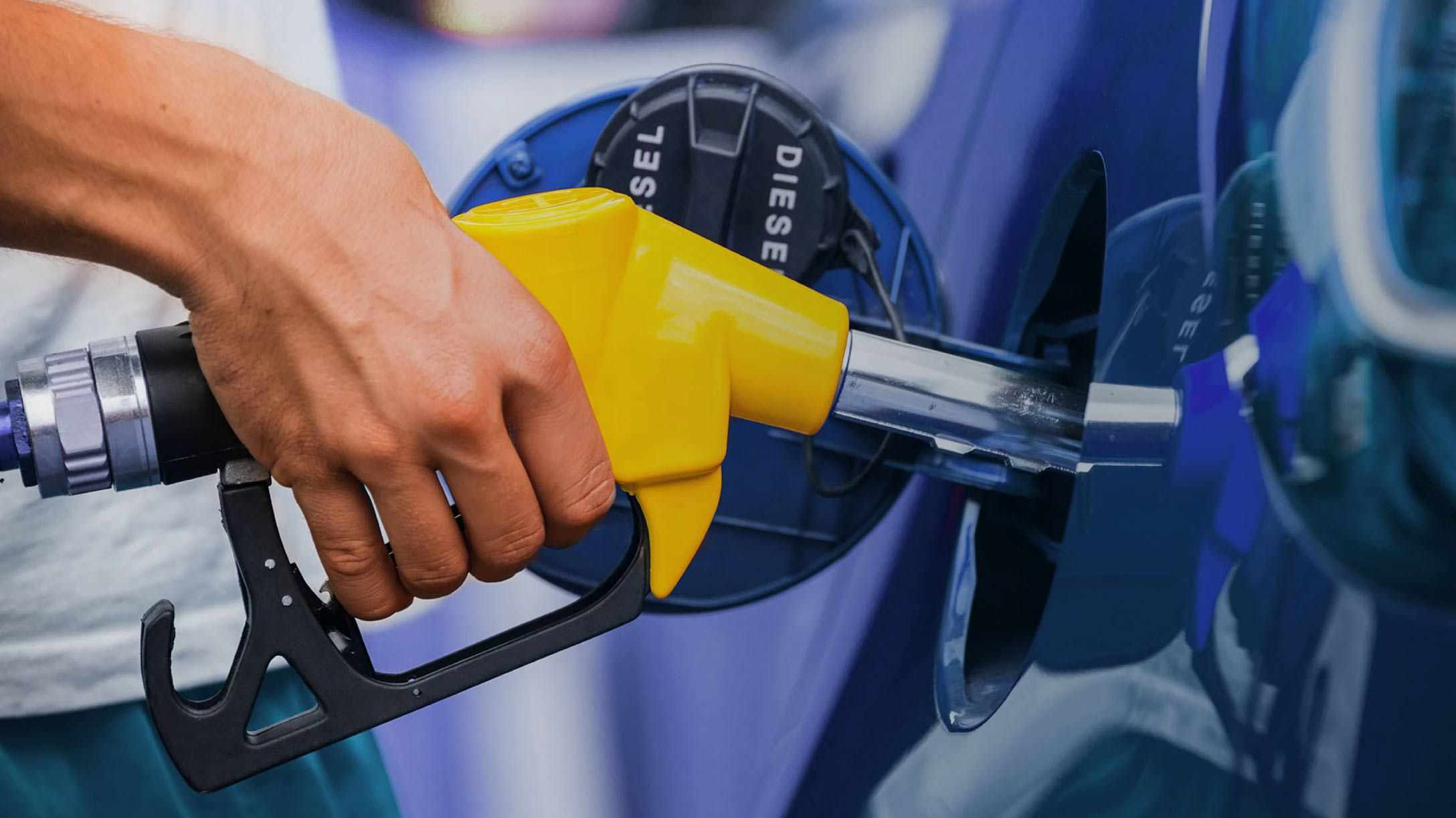 Aumentarán precios de cuatro combustibles